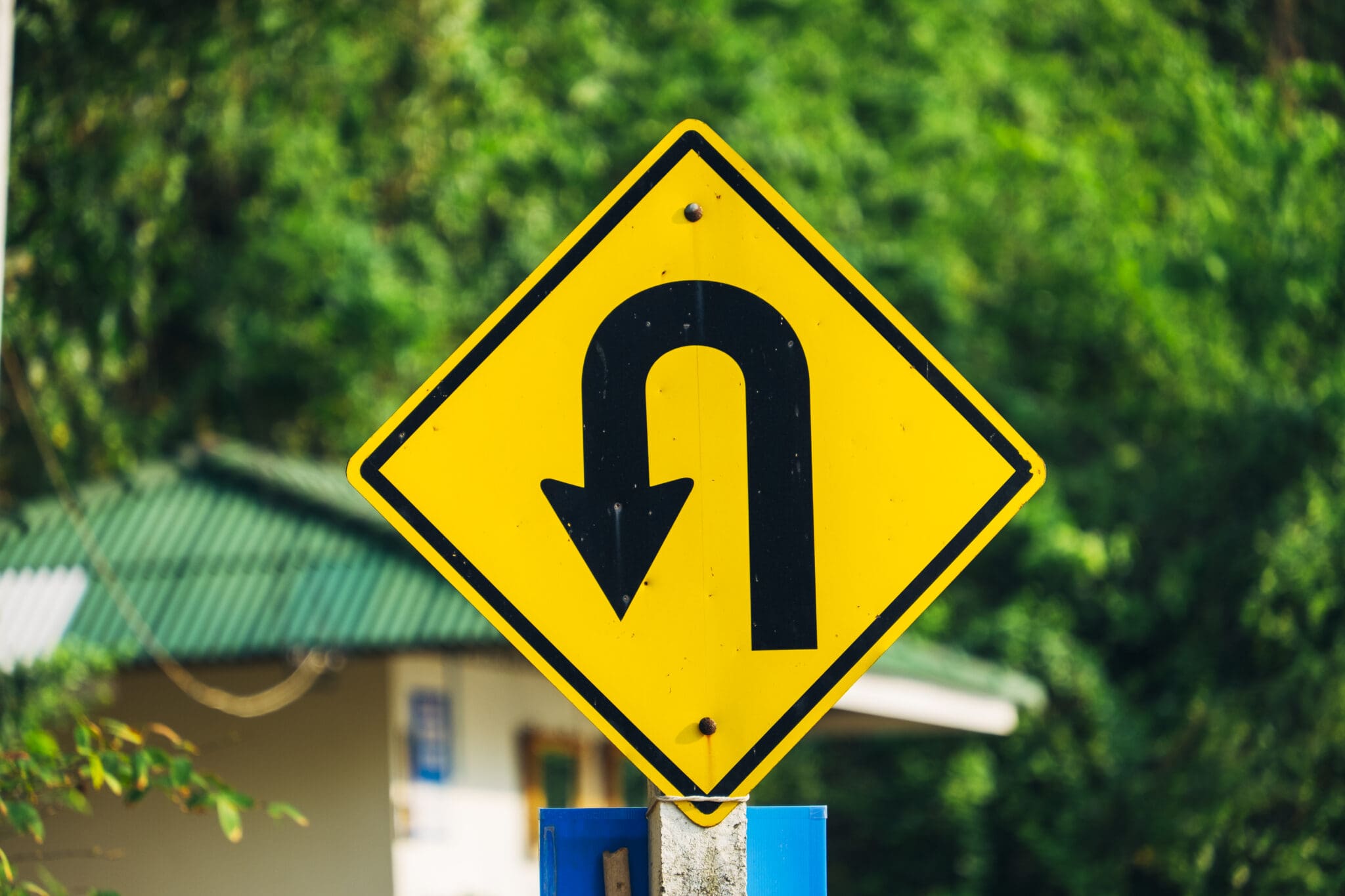 U turn sign